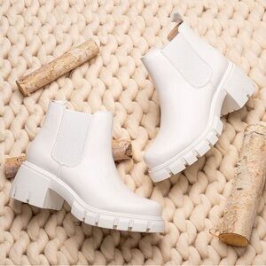 Soda Women's White Ankle Booties